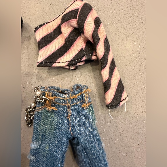 Original Bratz outfit -twinz - Picture 3 of 4